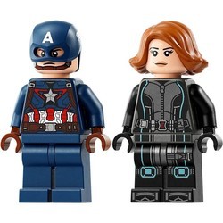 Конструкторы Lego Black Widow and Captain America Motorbikes 76260