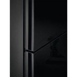Холодильники Electrolux LNT 7ME36 K2 черный
