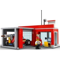 Конструкторы Lego Fire Station Starter Set 77943