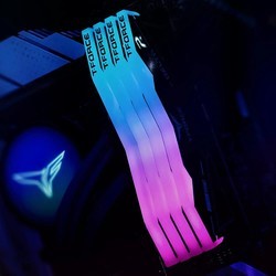 Оперативная память Team Group T-FORCE Delta RGB DDR5 2x16Gb FF3D532G7800HC38DDC01