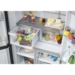 Холодильники Haier HCR-3818ENMM серебристый