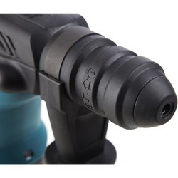 Перфоратор Makita HR3210FCT