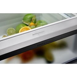 Встраиваемые холодильники Electrolux ENC 8MD19 S