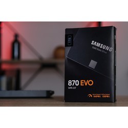 SSD-накопители Samsung 870 EVO MZ-77E250B/EU 250&nbsp;ГБ EU