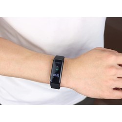 Смарт часы и фитнес браслеты KUMI Smartband 6