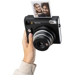 Фотокамеры моментальной печати Fujifilm Instax Square SQ40