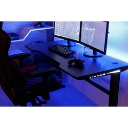 Офисные столы Unique Dynamiq V6