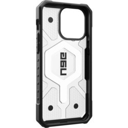 Чехлы для мобильных телефонов UAG Pathfinder with Magsafe for iPhone 15 Pro Max (серебристый)