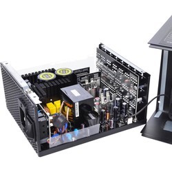 Блоки питания QUBE Rock Solid Pro RS-1650GD PRO