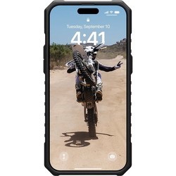 Чехлы для мобильных телефонов UAG Pathfinder SE Camo with Magsafe for iPhone 15 Pro Max (черный)