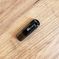 USB-флешки Mibrand Marten 32&nbsp;ГБ (черный)