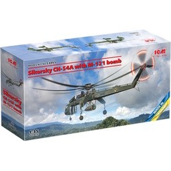 Сборные модели (моделирование) ICM Sikorsky CH-54A Tarhe with M-121 Bomb (1:35)