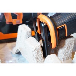 Пилы Black&Decker BDCR18D2