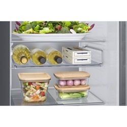Холодильники Samsung RS68CG885ES9 серебристый
