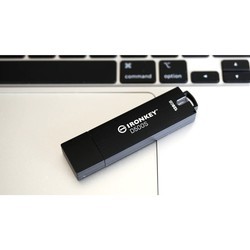 USB-флешки Kingston IronKey D500S 128&nbsp;ГБ