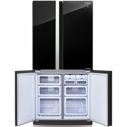 Холодильники Sharp SJ-GX820P2BK черный