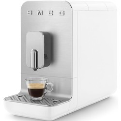 Кофеварки и кофемашины Smeg BCC13WHMEU белый