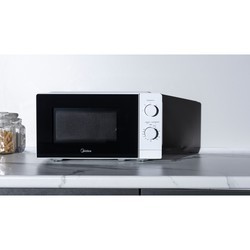 Микроволновые печи Midea MM 7P012 MZ-W белый