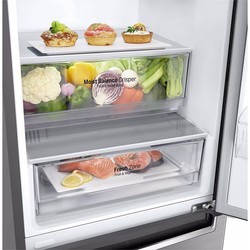 Холодильники LG GB-F62PZGGN серебристый