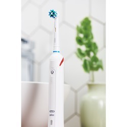 Электрические зубные щетки Oral-B Smart 4 4100S