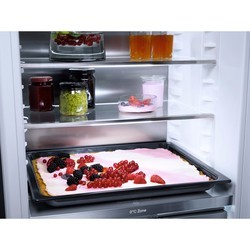 Встраиваемые холодильники Miele K 7763 E