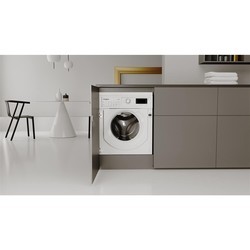 Встраиваемые стиральные машины Whirlpool BI WDWG 961485 UK