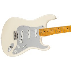 Электро и бас гитары Fender Nile Rodgers Hitmaker Stratocaster