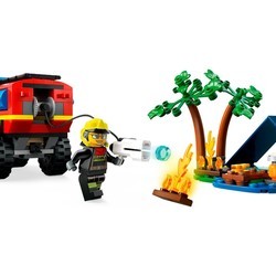 Конструкторы Lego 4x4 Fire Truck with Rescue Boat 60412