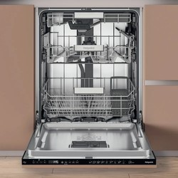 Встраиваемые посудомоечные машины Hotpoint-Ariston H8I HP42 L UK