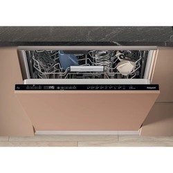 Встраиваемые посудомоечные машины Hotpoint-Ariston H8I HP42 L UK