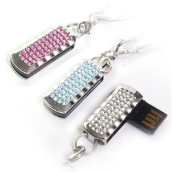 USB-флешки Qumo Charm Series Ice 8Gb