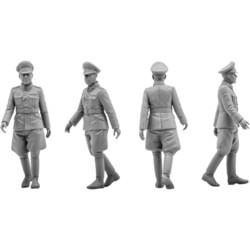 Сборные модели (моделирование) ICM WWII German Staff Personnel (1:35)