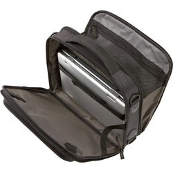 Сумки для ноутбуков Case Logic Portable In-Car DVD Player Case 10