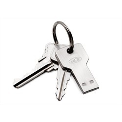 USB-флешки LaCie PetiteKey 32Gb