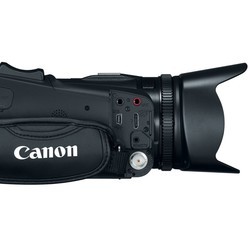 Видеокамера Canon XA25