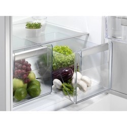Встраиваемый холодильник Electrolux ENN 92801