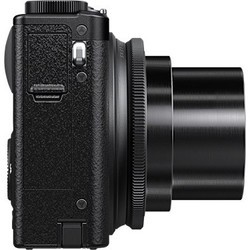 Фотоаппарат Fuji FinePix  XQ1 (черный)