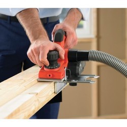 Электрорубанок Black&Decker KW750K