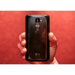 Мобильные телефоны LG G2 32GB