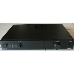 Усилители Audiolab 8000SE