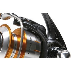 Катушки Daiwa Theory 3000