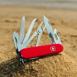 Нож / мультитул Victorinox Handyman