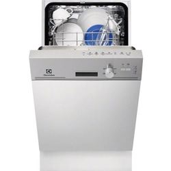 Встраиваемая посудомоечная машина Electrolux ESI 9420