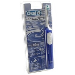Электрическая зубная щетка Braun Oral-B AdvancePower 900