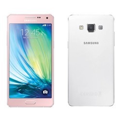 Мобильный телефон Samsung Galaxy A3 (синий)