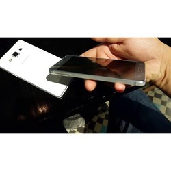 Мобильный телефон Samsung Galaxy A5 (бежевый)