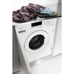 Встраиваемая стиральная машина Whirlpool AWOC 7714