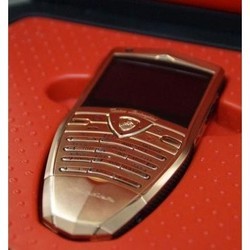 Мобильные телефоны Tonino Lamborghini Spyder S671