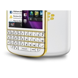 Мобильные телефоны BlackBerry Q10 Special Edition