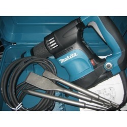 Отбойный молоток Makita HK1820